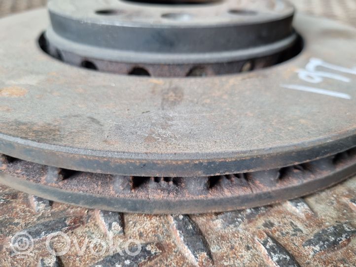 Dacia Duster Front brake disc 