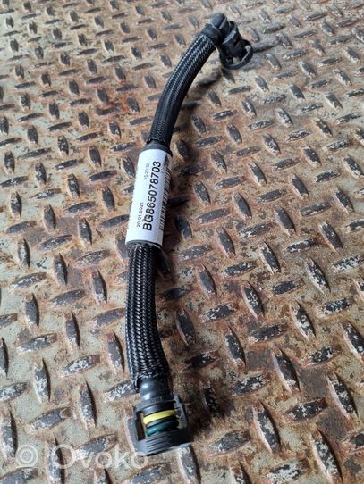 BMW 1 F40 Vacuum line/pipe/hose 8650787