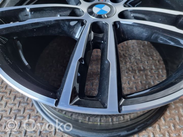 BMW 2 F22 F23 R 18 lengvojo lydinio ratlankis (-iai) 8074186