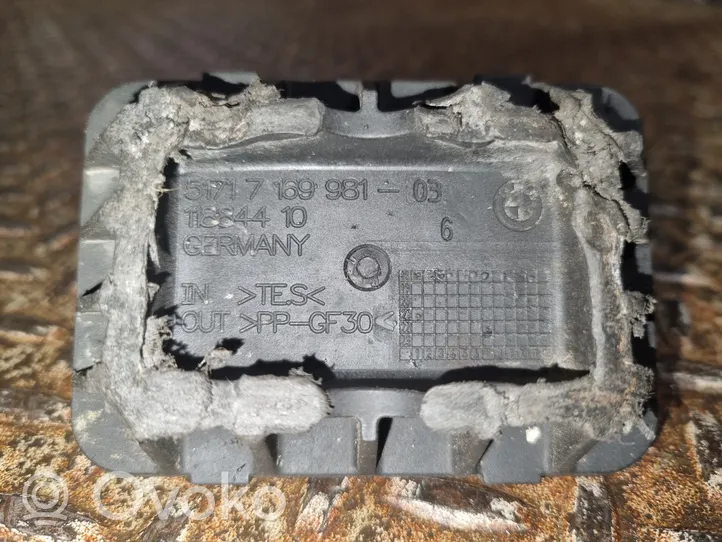 BMW 5 G30 G31 Gniazdo lewarka zmiany biegów 7169981