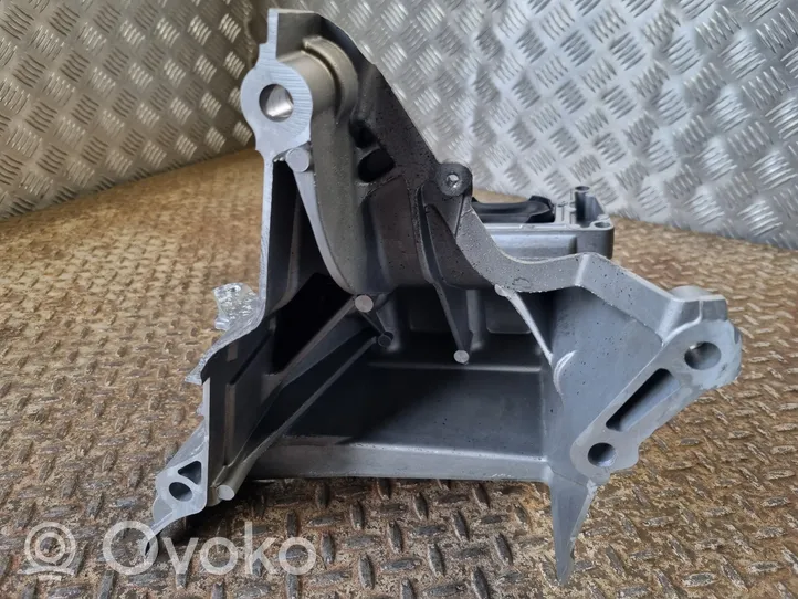 Skoda Fabia Mk3 (NJ) Supporto di montaggio del motore 6C0199262E