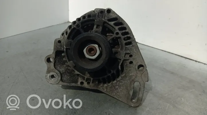 Volkswagen Vento Generatore/alternatore 030903023E