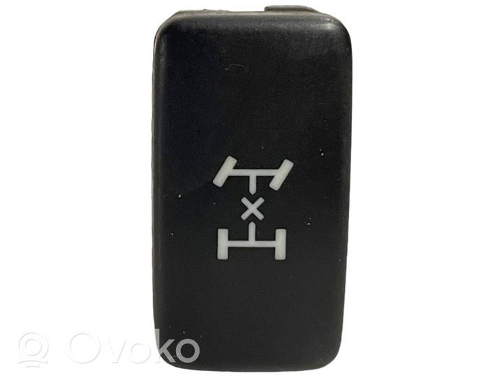 Lexus RX 330 - 350 - 400H Interrupteur blocage de différentiel 156935