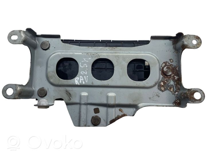 Toyota RAV 4 (XA40) Scatola di montaggio relè G384347050