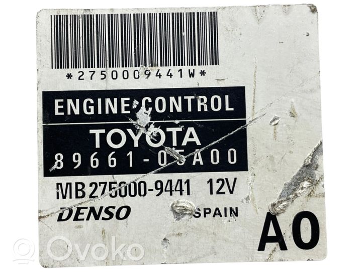 Toyota Camry Calculateur moteur ECU 8966105A00