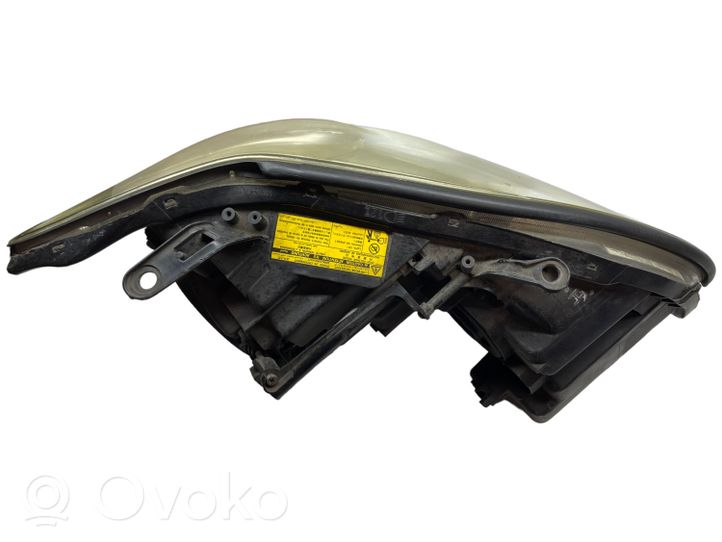 Lexus RX 330 - 350 - 400H Lampa przednia 8118548240