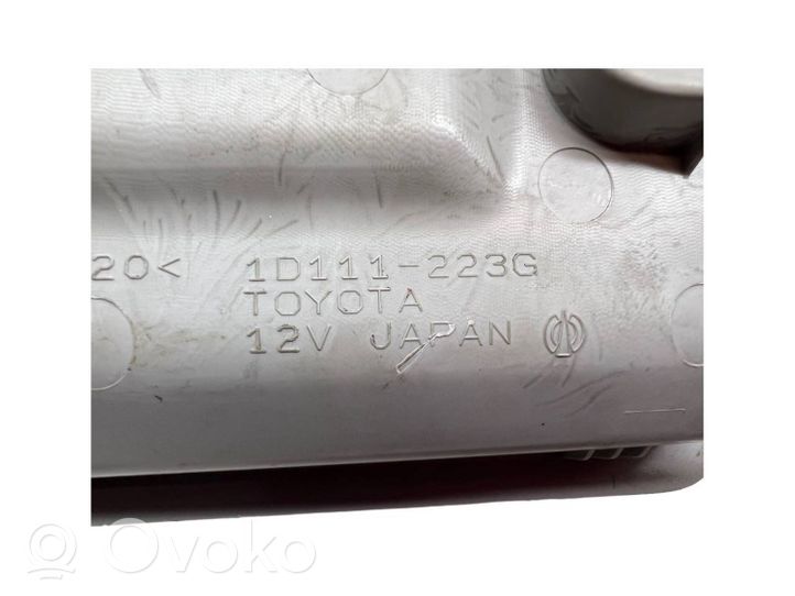 Toyota RAV 4 (XA40) Światło fotela przedniego 1D153086G