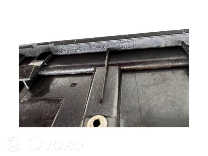 Toyota Land Cruiser (J120) Galinių langų jungtuko apdaila 7427260160