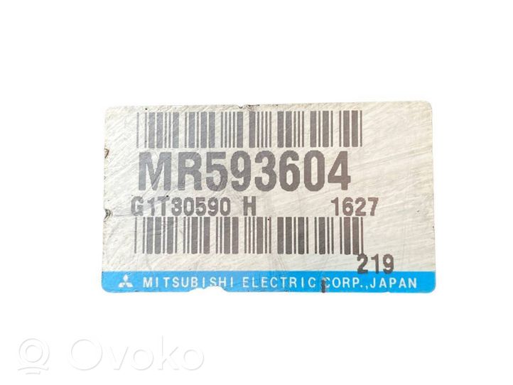 Mitsubishi Pajero Centralina/modulo del motore MR593604