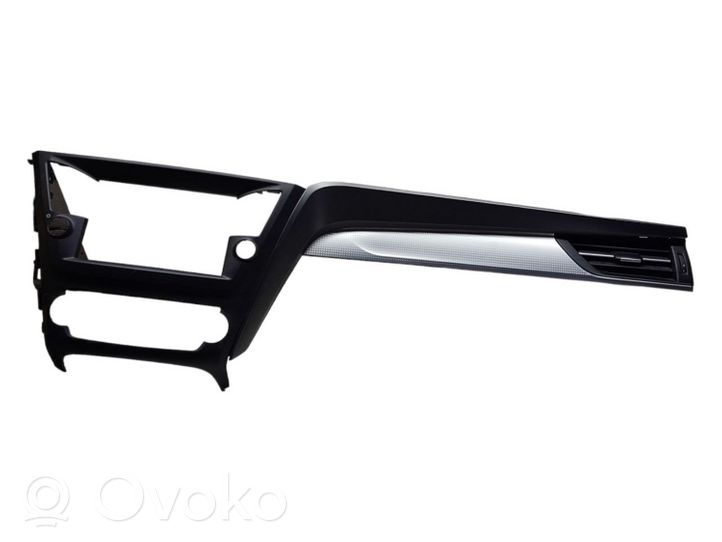 Toyota Avensis T270 Rivestimento del vano portaoggetti del cruscotto GEO035149