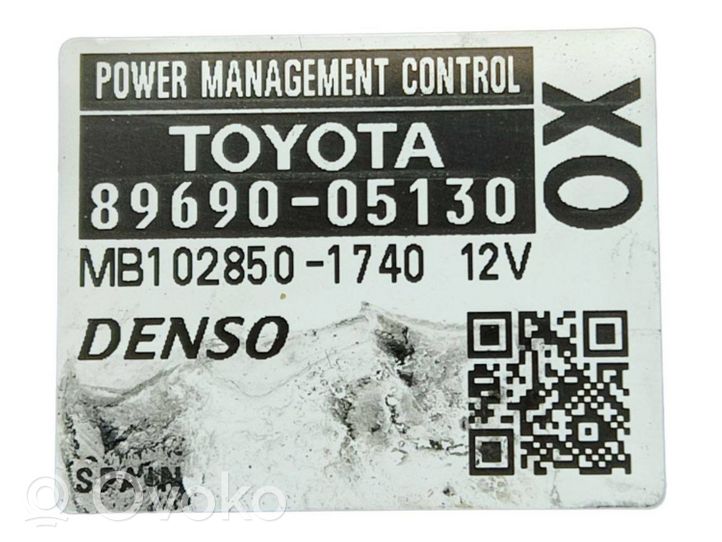 Toyota Avensis T250 Unité de contrôle à bord d'alimentation 8969005130