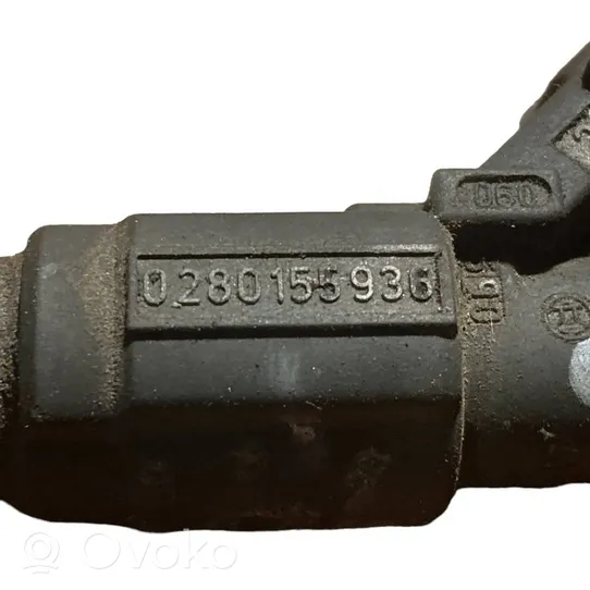 Toyota Corolla E140 E150 Fuel injector 232500D020