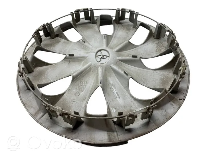 Toyota Yaris R14 wheel hub/cap/trim 426020D190