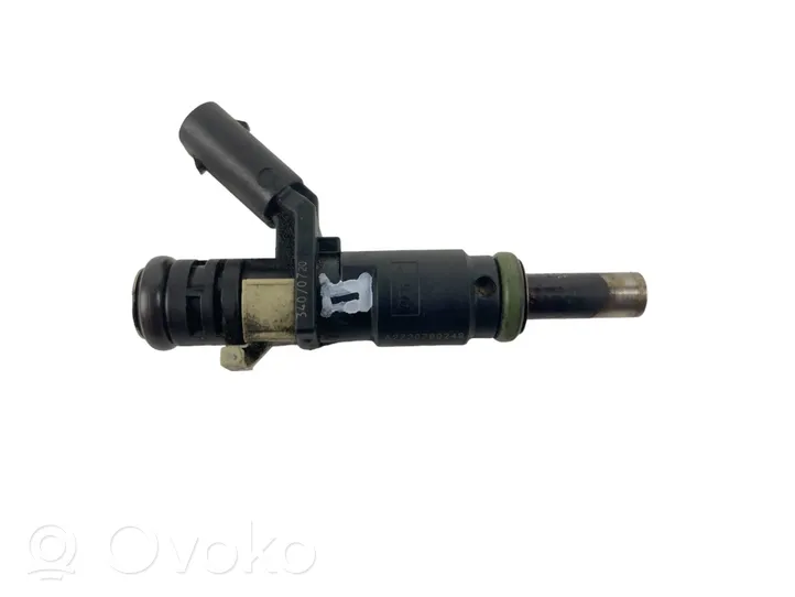 Mercedes-Benz E W211 Injecteur de carburant A2720780249