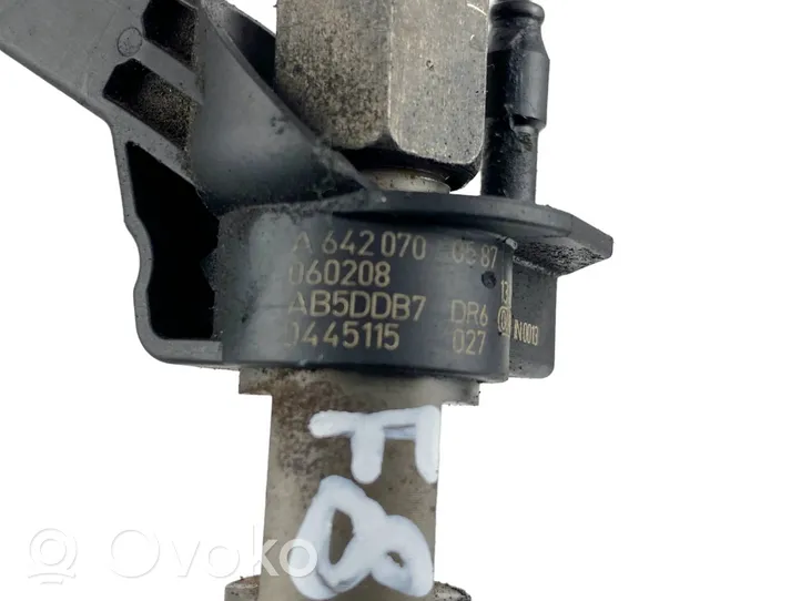 Mercedes-Benz S W221 Inyector de combustible A6420700587