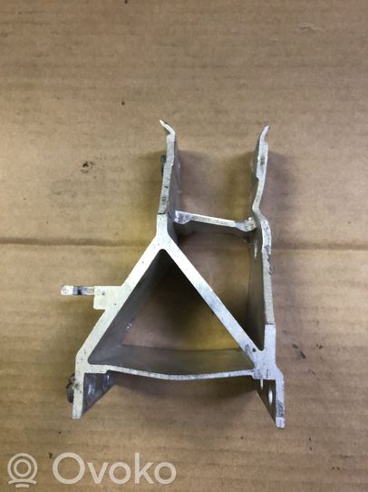 735721610 BMW 5 G30 G31 Radiator support slam panel bracket, 30.00  