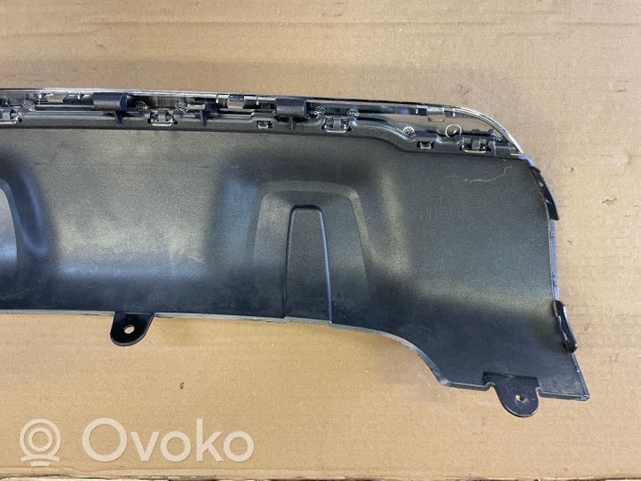 BMW X3 G01 Moulure inférieure de pare-chocs arrière 773828