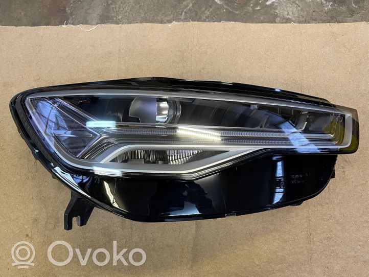 Audi A6 S6 C7 4G Lampa przednia 4G0941036