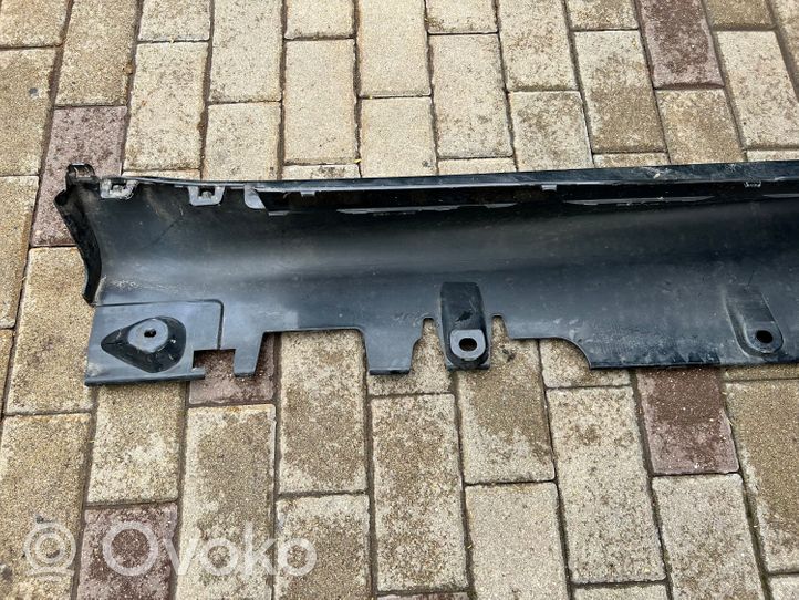 BMW X6 F16 Priekinio kėbulo slenksčio apdaila 51778056468