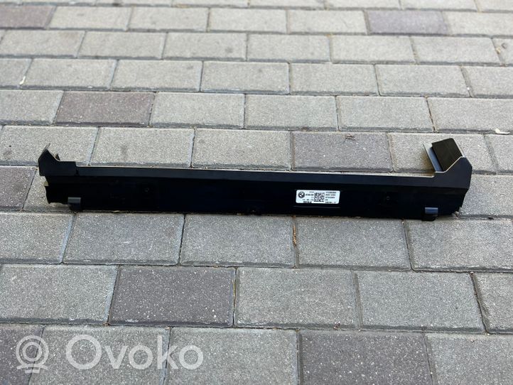 BMW X6 G06 Staffa del pannello di supporto del radiatore parte superiore 17118589086