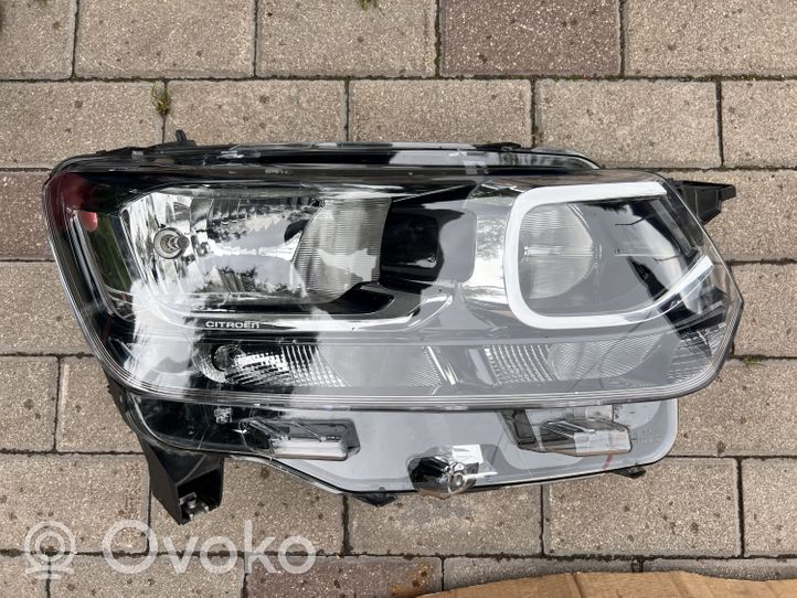 Citroen Berlingo Lampa przednia 9816824780