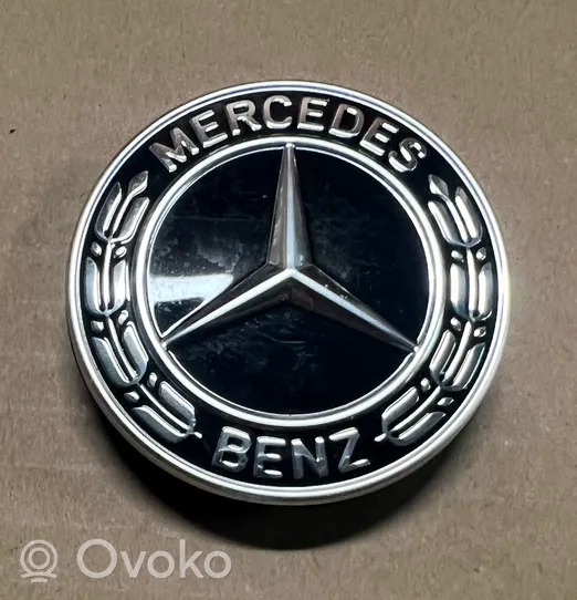 Mercedes-Benz A W176 Logo, emblème de fabricant A0008171306