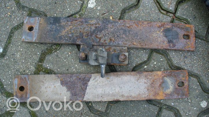 Land Rover Range Rover L322 Hak holowniczy / Komplet 