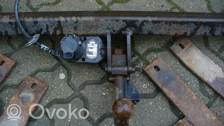 Land Rover Range Rover L322 Hak holowniczy / Komplet 