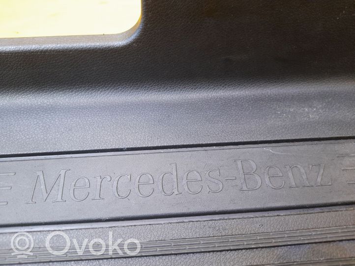 Mercedes-Benz Vito Viano W447 Osłona / Nakładka progu A4476840237