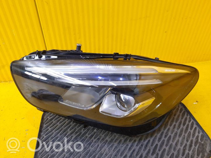 Mercedes-Benz B W247 Lampa przednia A2479061505