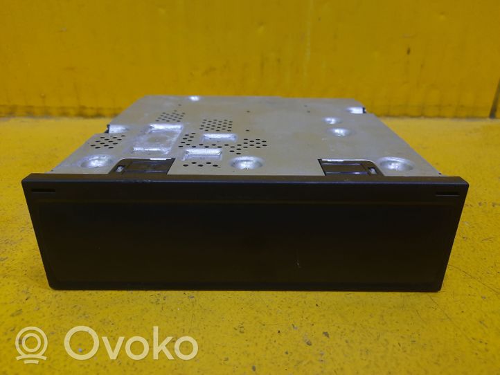Skoda Octavia Mk4 Autres dispositifs 5E3035816A