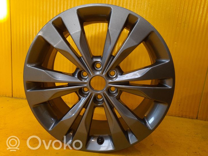 Mercedes-Benz W470 R18 alloy rim N838015