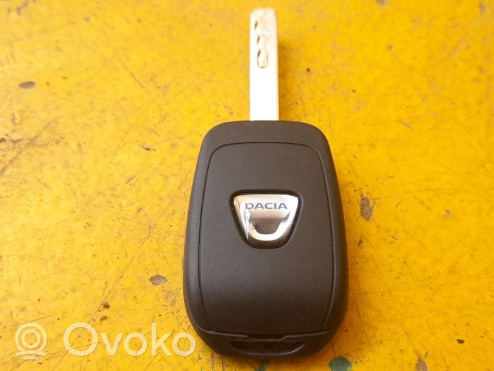 Dacia Sandero Ignition key/card 