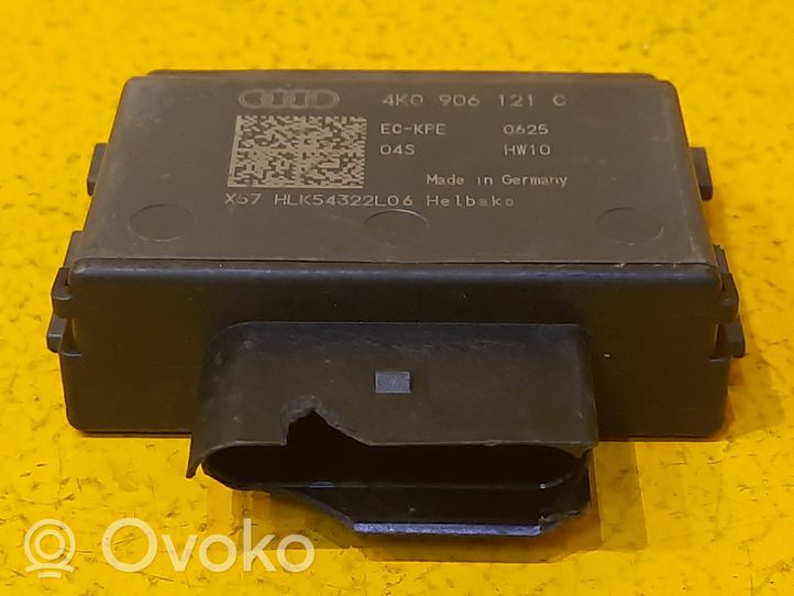 Audi A6 S6 C8 4K Polttoaineen ruiskutuspumpun ohjainlaite/moduuli 4K0906121C