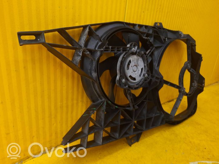 Opel Vivaro Convogliatore ventilatore raffreddamento del radiatore 8200662042