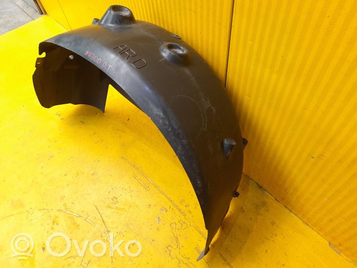 Nissan NV300 Rivestimento paraspruzzi parafango posteriore 93867907