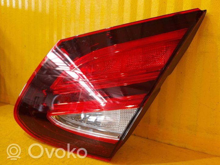 Mercedes-Benz C W205 Takaluukun takavalot A2059063805