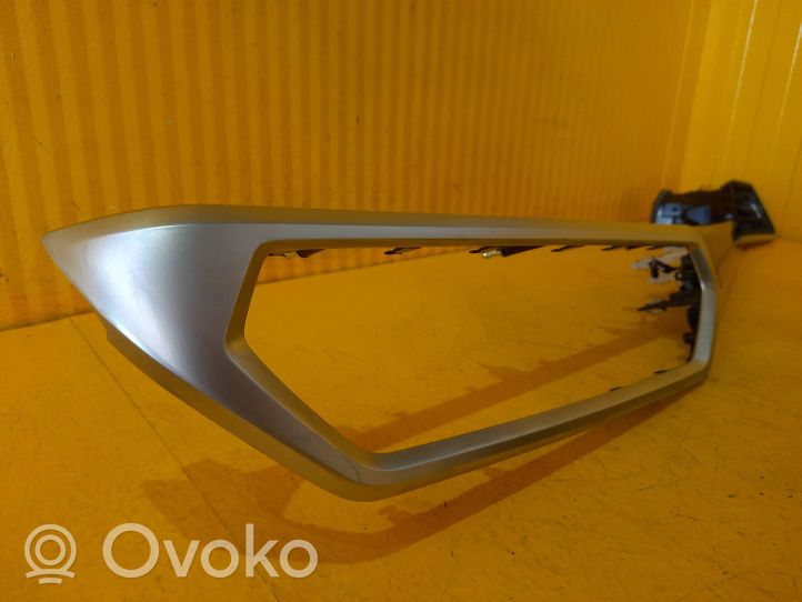 BMW M4 G82 G83 Šoninės oro grotelės 6807232