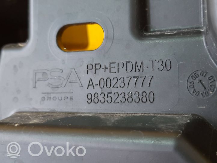 Opel Mokka B Staffa di rinforzo montaggio del paraurti posteriore 9835238380