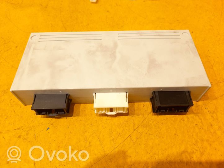 BMW 5 F10 F11 Sterownik / Moduł elektrycznej klapy tylnej / bagażnika 7258363