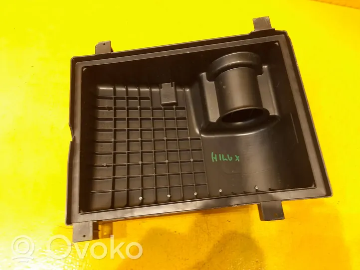 Toyota Hilux (AN120, AN130) Boîtier de filtre à air 177000L38