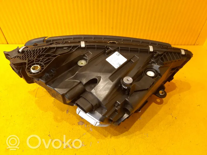 Mercedes-Benz E W214 Phare frontale A2149064502