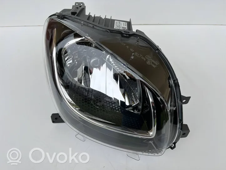 Smart ForTwo III C453 Phare frontale A4539069400