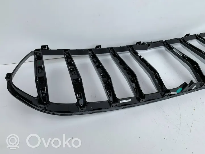 Maserati Quattroporte Maskownica / Grill / Atrapa górna chłodnicy 670151229