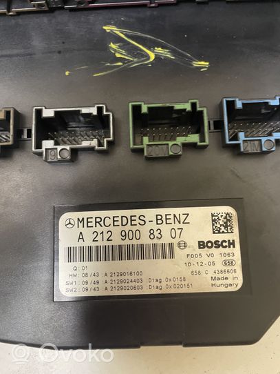 Mercedes-Benz E AMG W212 Module de fusibles A2129008307