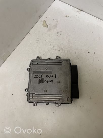 Mitsubishi Colt Sterownik / Moduł ECU P1860A983