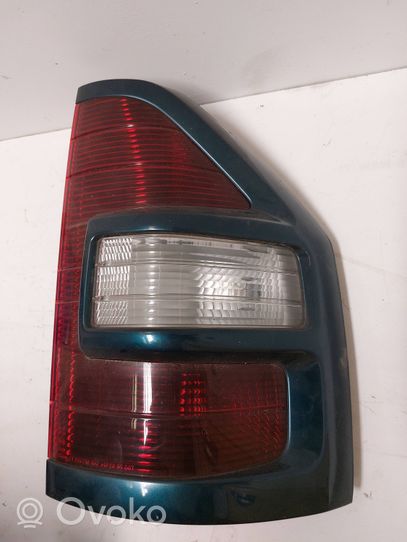 Mitsubishi Pajero Sport I Lampa tylna 