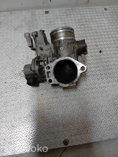 Toyota Land Cruiser (J120) Clapet d'étranglement 2610030030