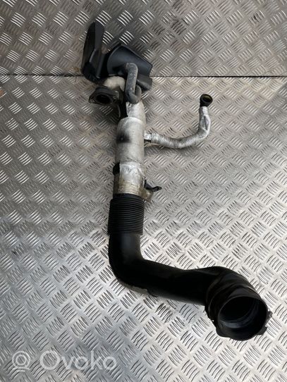 Volvo V50 Turbo air intake inlet pipe/hose 3M519A673H