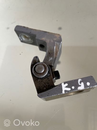 Audi A4 S4 B7 8E 8H Rear door upper hinge 